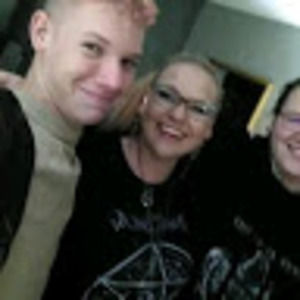 Meet your Posher, Krystal